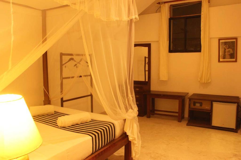 Pedlar 62 Guest House Гале Екстериор снимка