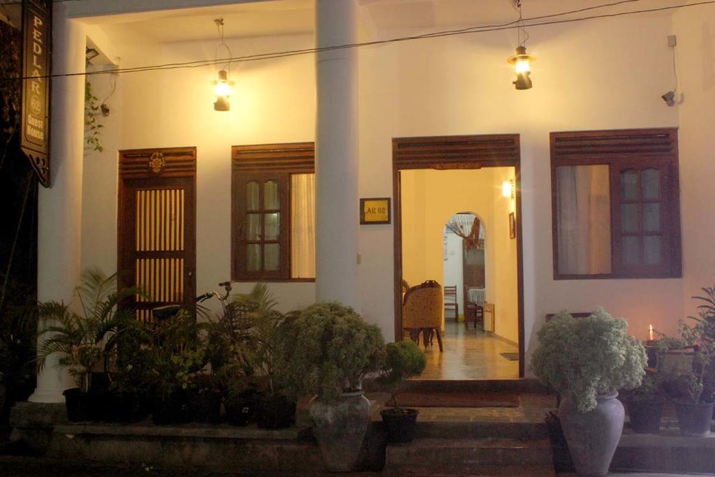 Pedlar 62 Guest House Гале Екстериор снимка