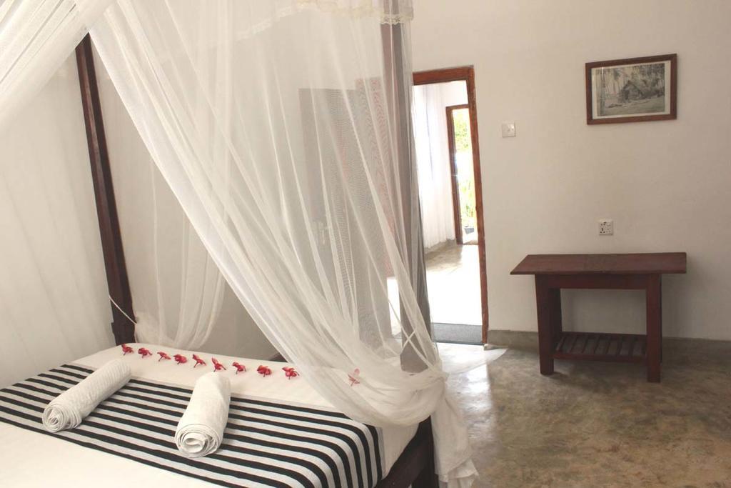 Pedlar 62 Guest House Гале Екстериор снимка